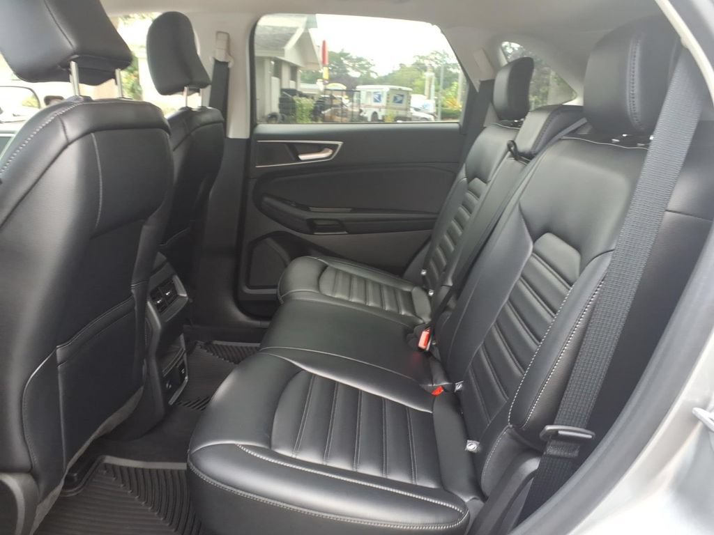 Certified 2023 Ford Edge SEL w/ Convenience Package AWD/4WD image 16