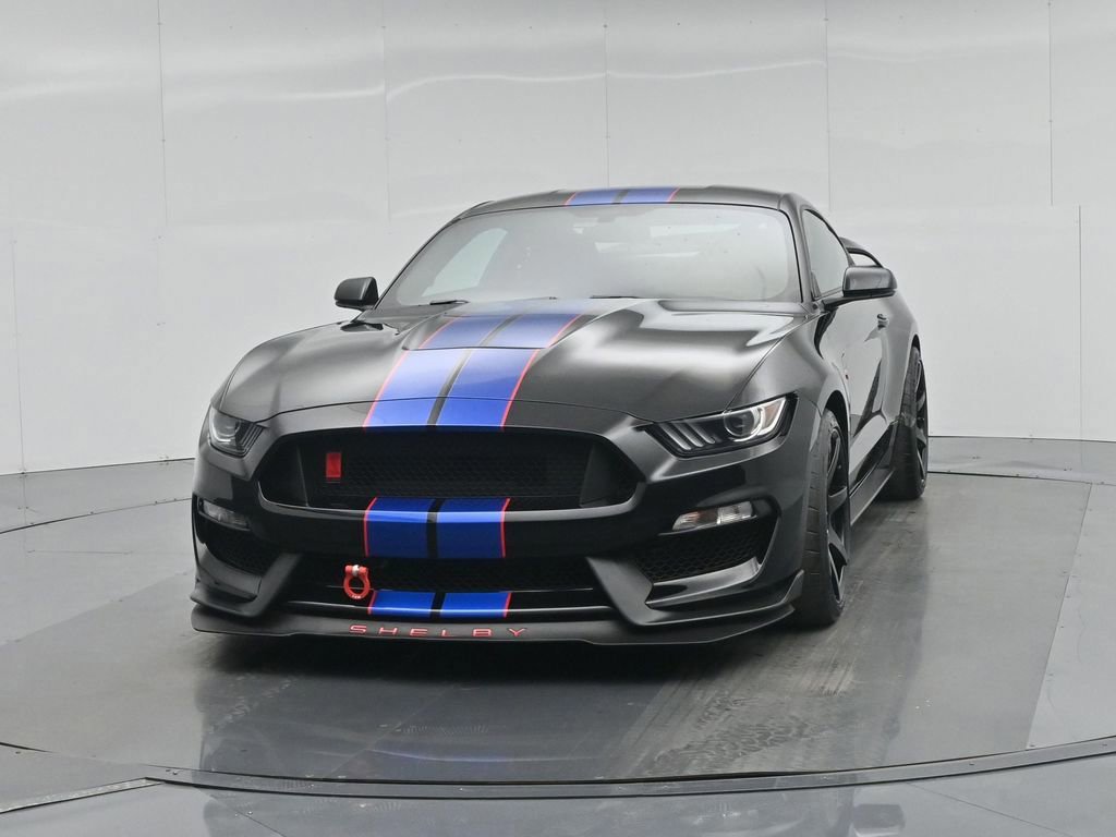 Certified 2017 Ford Mustang Shelby GT350R w/ GT350R Equipment Group 920A image 28
