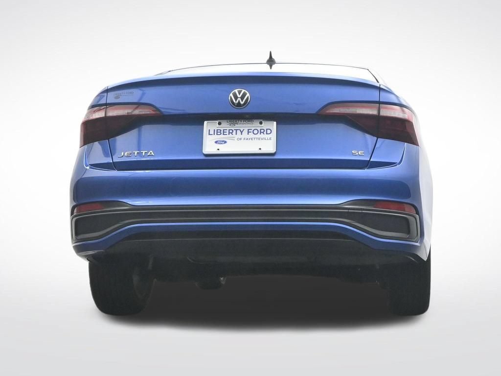 Used 2024 Volkswagen Jetta SE FWD image 45