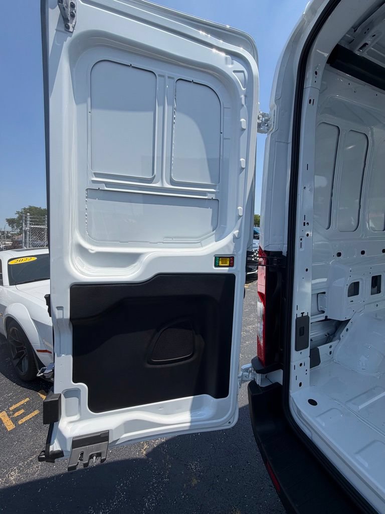 Certified 2026 Ford Transit 250 148 Medium Roof RWD image 14