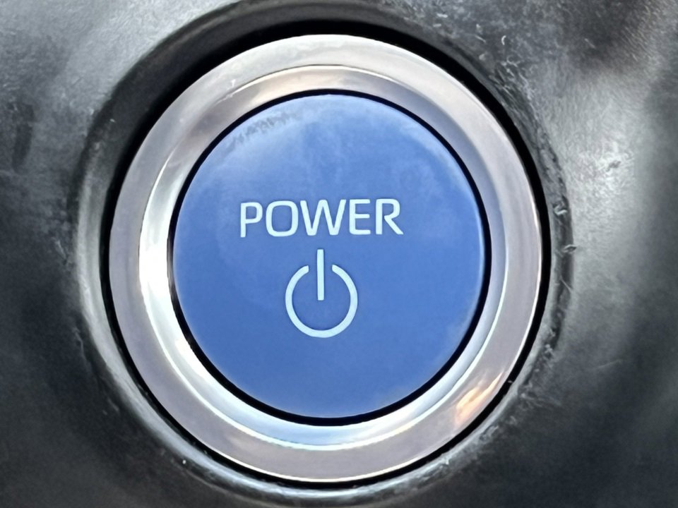 Used 2021 Toyota Sienna XSE image 31