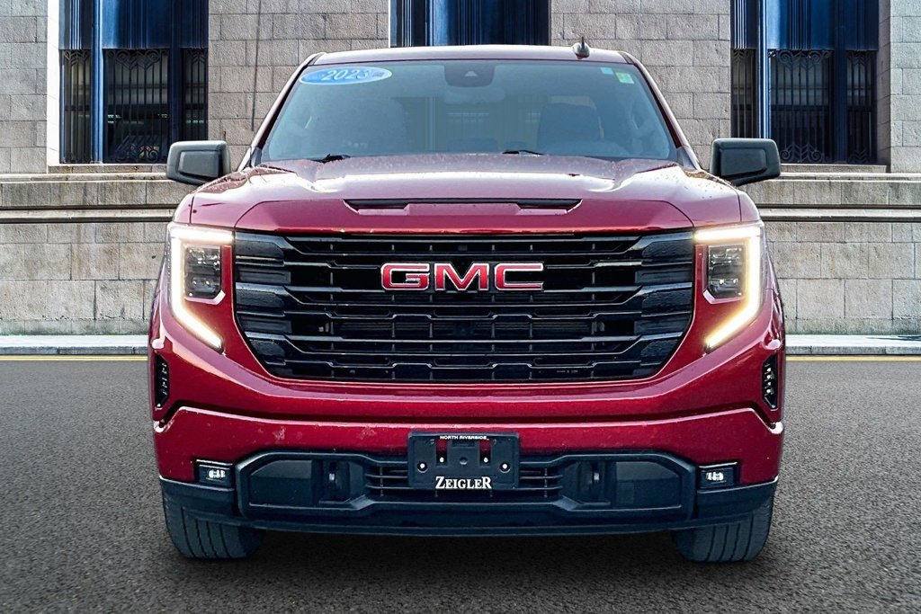 Used 2023 GMC Sierra 1500 Elevation AWD/4WD image 3