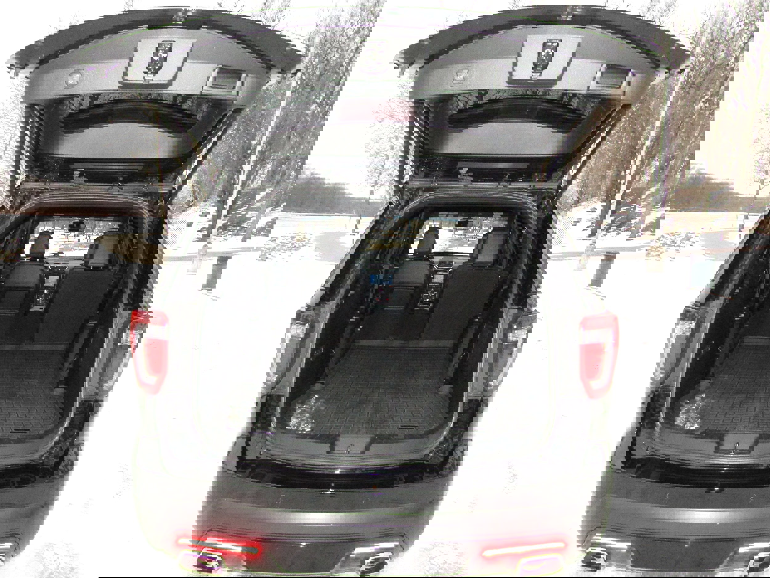 Certified 2017 Ford Explorer Sport w/ Equipment Group 401A image 21