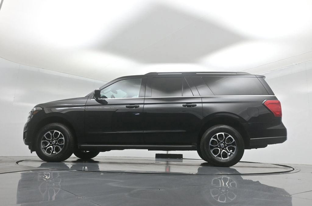 Certified 2022 Ford Expedition Max XLT image 24