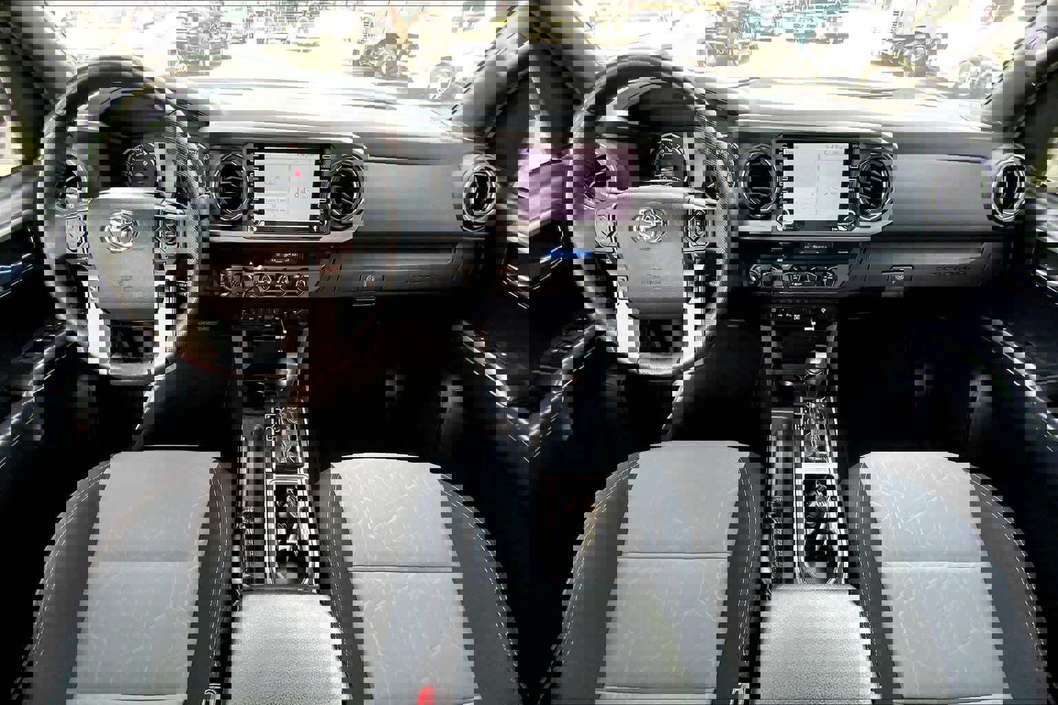 Used 2021 Toyota Tacoma TRD Off-Road w/ Technology Package image 14