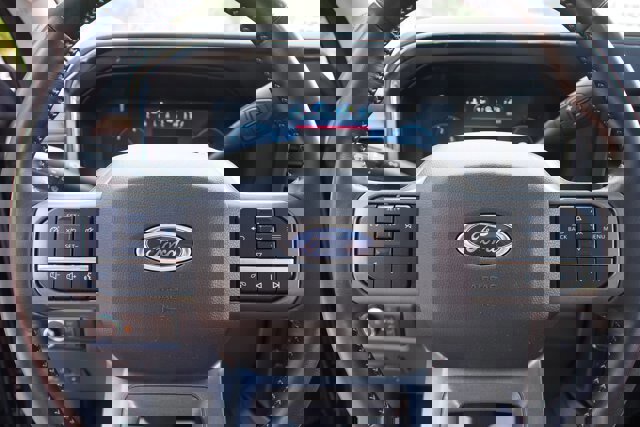 Certified 2024 Ford F250 Lariat w/ Sport Appearance Package image 21