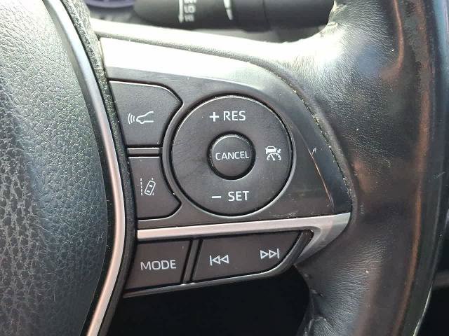 Used 2018 Toyota Camry XLE FWD image 24