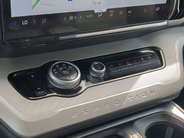 Certified 2025 Ford Expedition Active RWD image 26