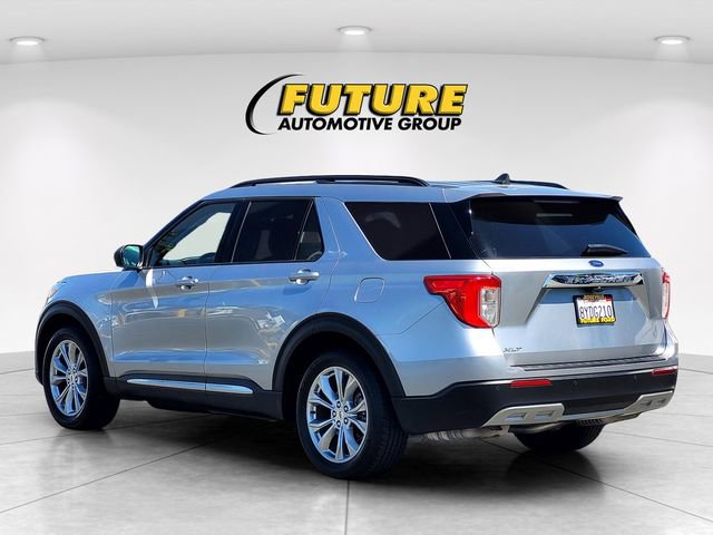 Certified 2021 Ford Explorer XLT w/ Equipment Group 202A RWD image 6