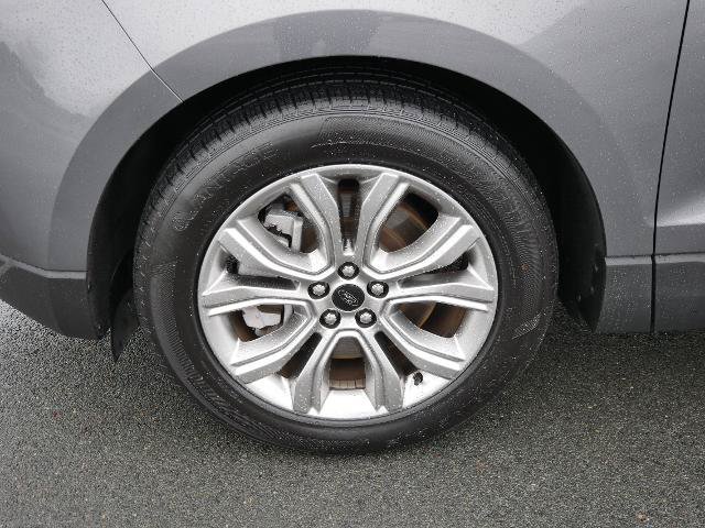 Certified 2024 Ford Edge Titanium AWD/4WD image 9