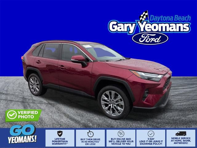 Used 2022 Toyota RAV4 XLE Premium AWD/4WD image 7
