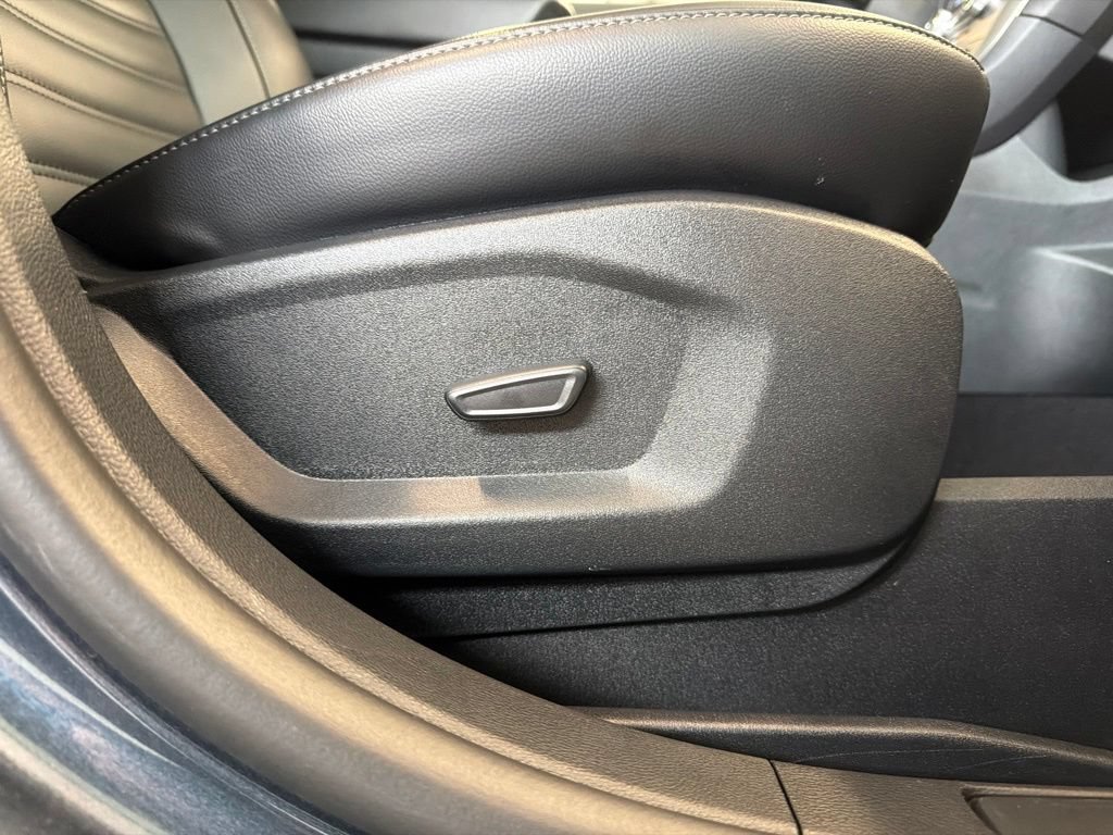 Certified 2024 Ford Edge SEL w/ Convenience Package AWD/4WD image 38