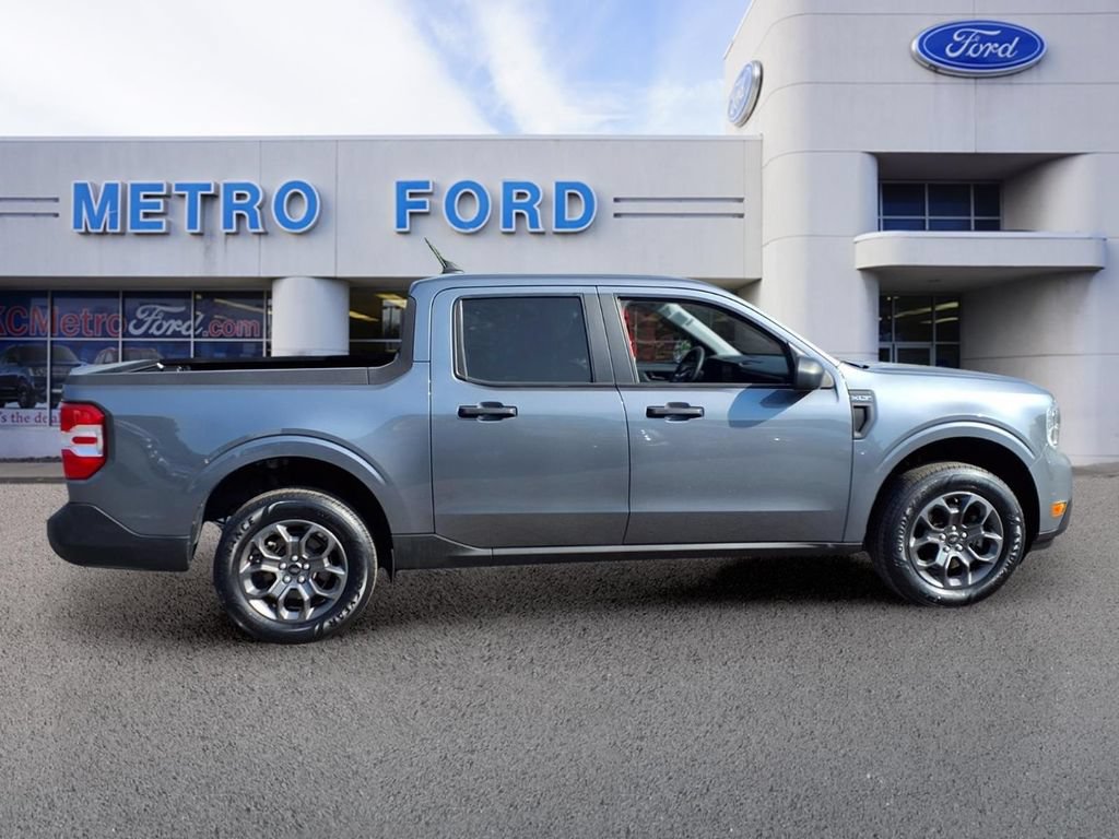 Certified 2022 Ford Maverick XLT w/ Equipment Group 300A Standard AWD/4WD image 2