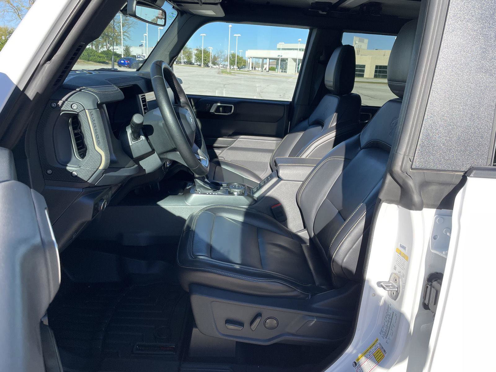 Certified 2025 Ford Bronco Badlands AWD/4WD image 17