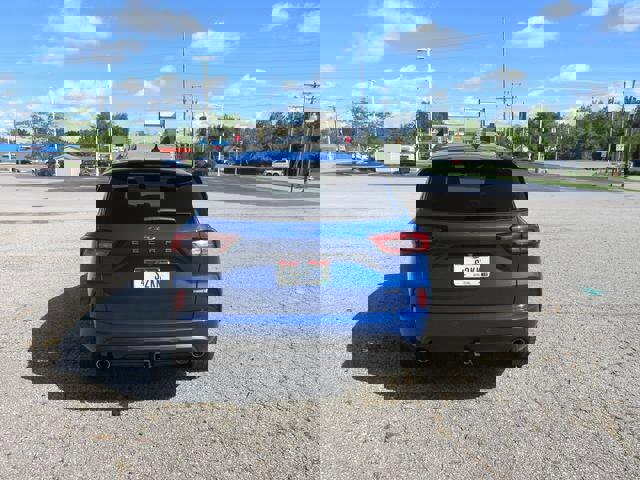 Certified 2023 Ford Escape ST-Line Elite w/ Premium Technology Package image 4