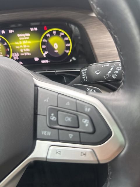 Used 2024 Volkswagen Atlas SEL Premium R-Line AWD/4WD image 24