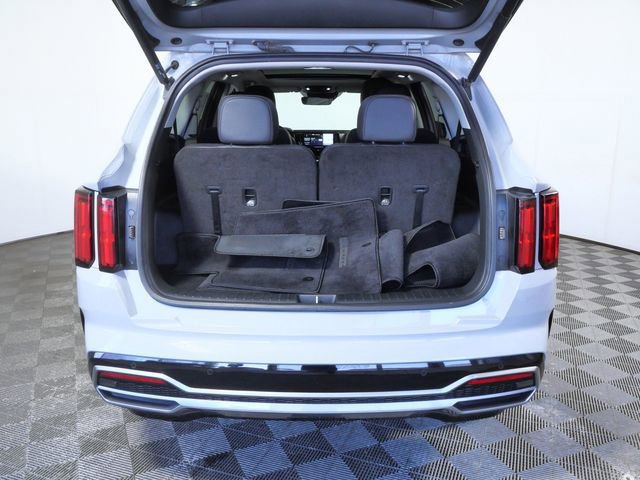 Used 2023 Kia Sorento SX image 9