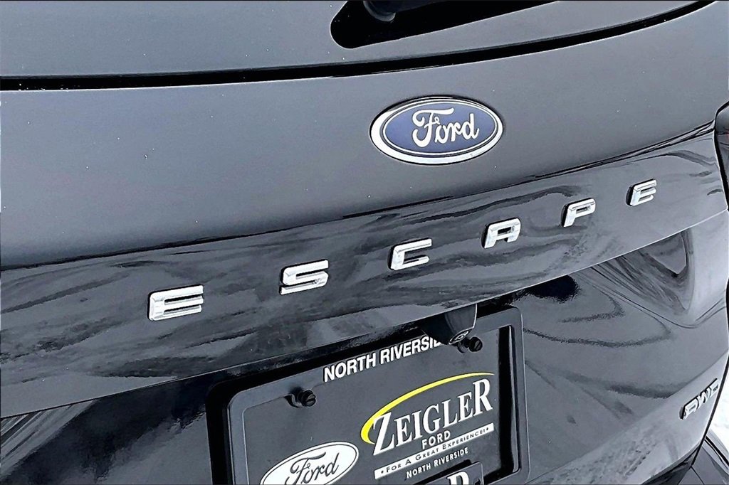 Certified 2023 Ford Escape ST-Line image 8