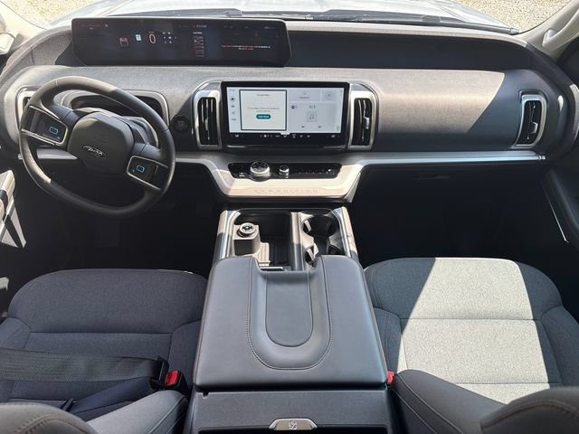 Certified 2025 Ford Expedition Max Active RWD image 18
