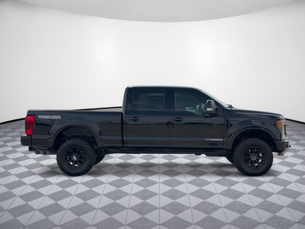 Certified 2022 Ford F250 Lariat w/ Tremor Off-Road Package AWD/4WD image 8