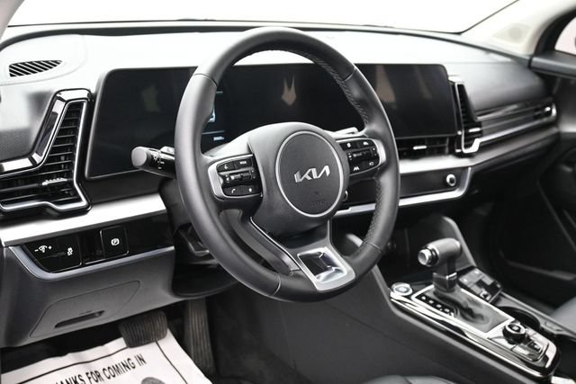 Used 2024 Kia Sportage EX FWD image 16