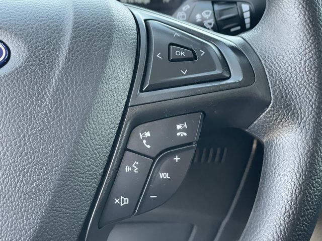 Certified 2024 Ford Edge SE w/ Black Appearance Package image 10