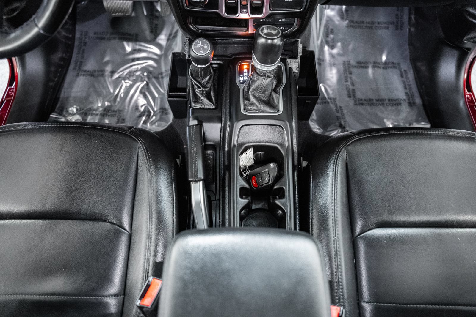 Used 2021 Jeep Wrangler Unlimited Sahara AWD/4WD image 30
