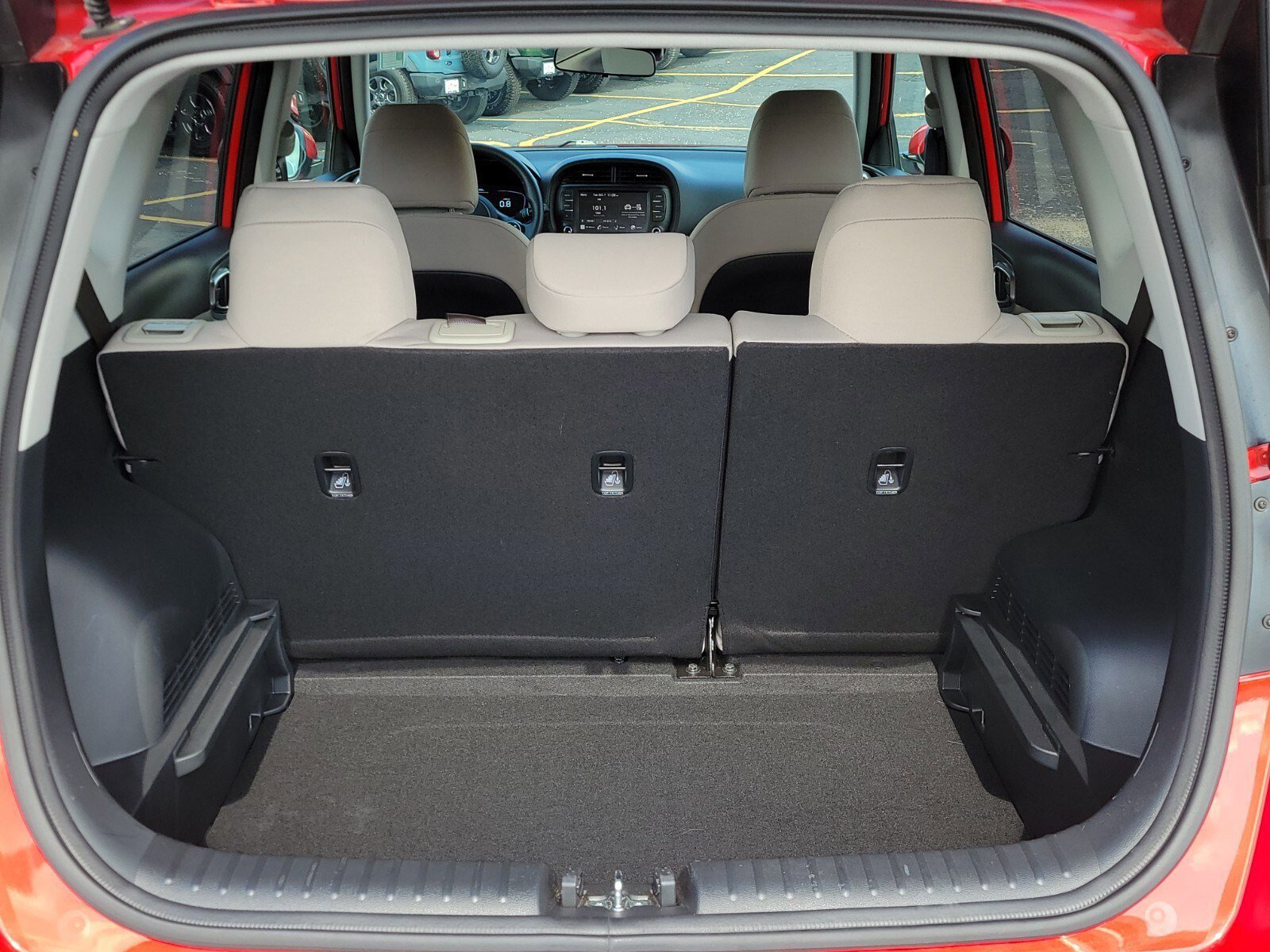 Used 2024 Kia Soul LX w/ Option Group 015 image 30