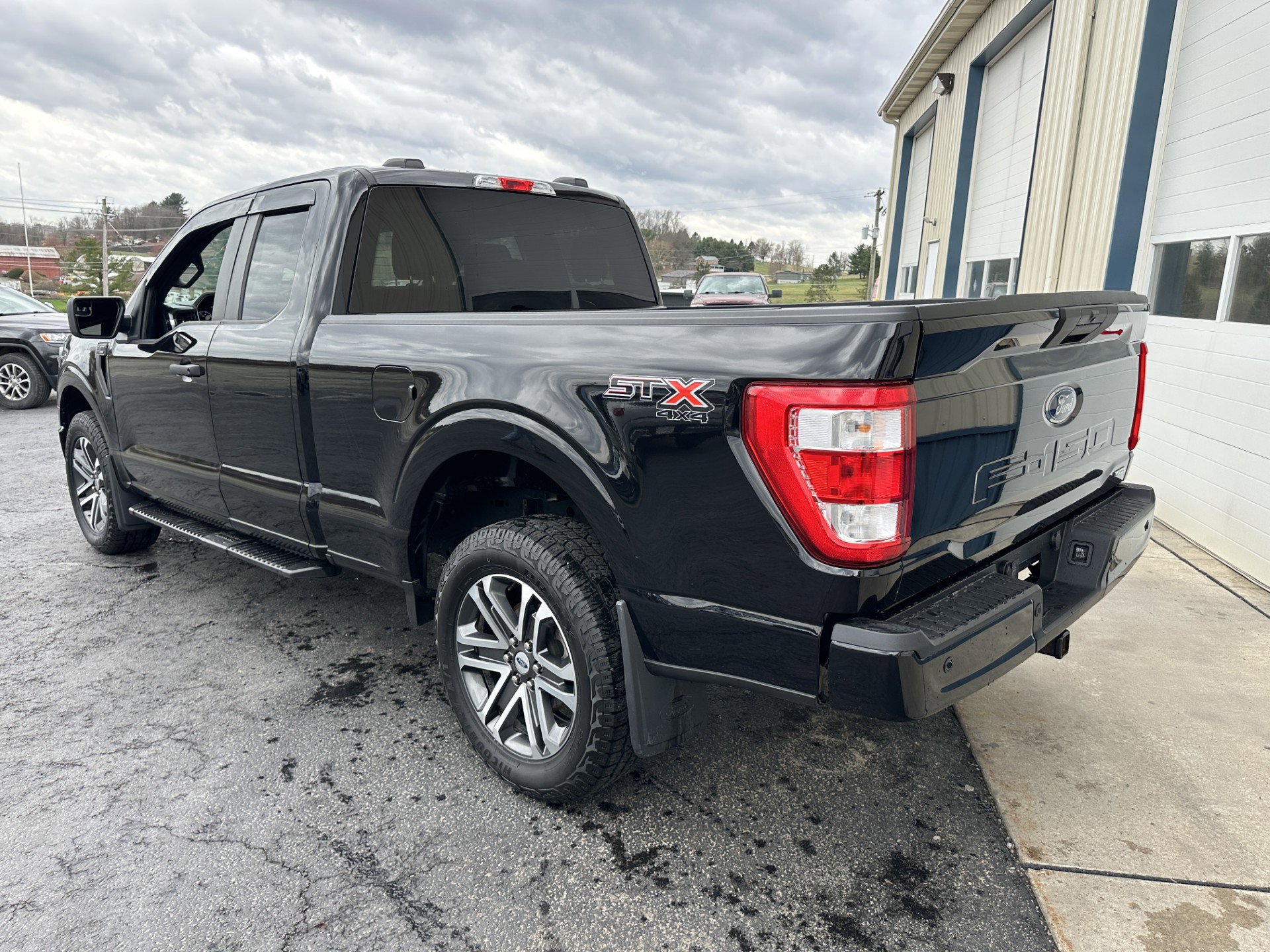 Certified 2023 Ford F150 XL w/ STX Appearance Package image 4