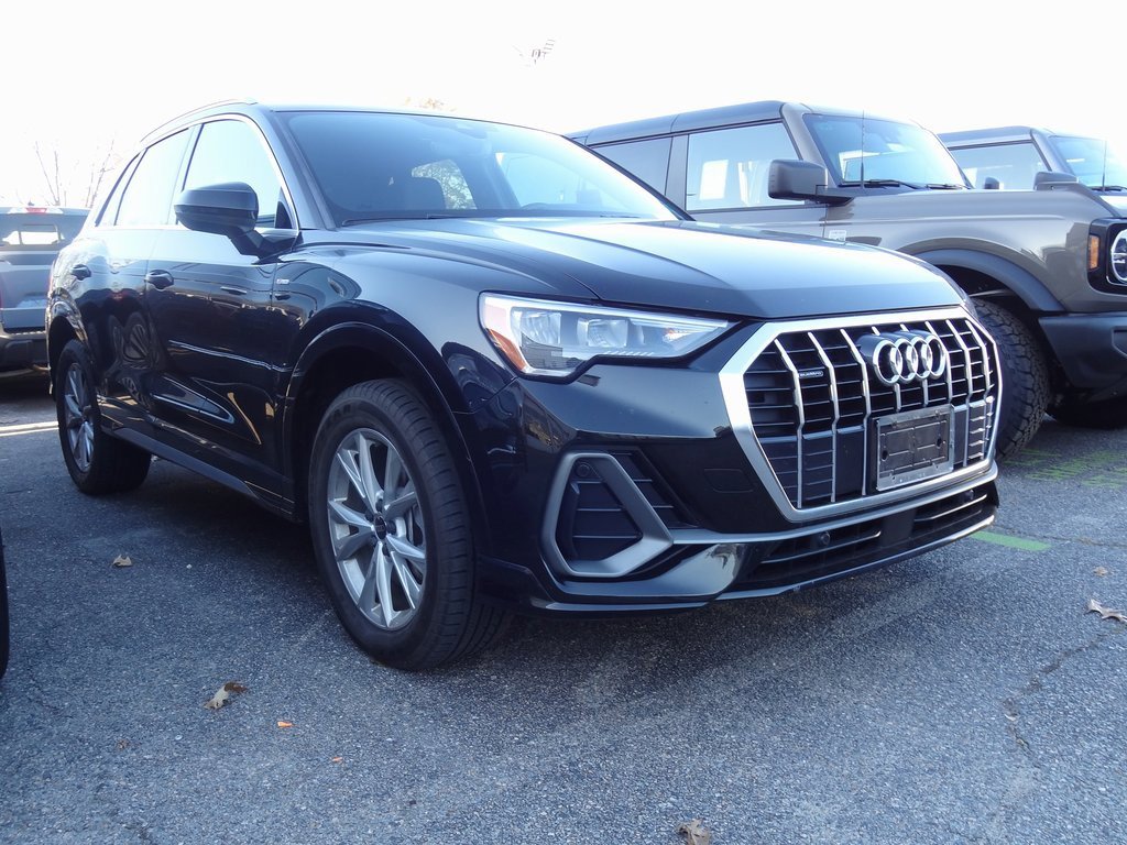 Used 2021 Audi Q3 2.0T Premium w/ Convenience Package image 1