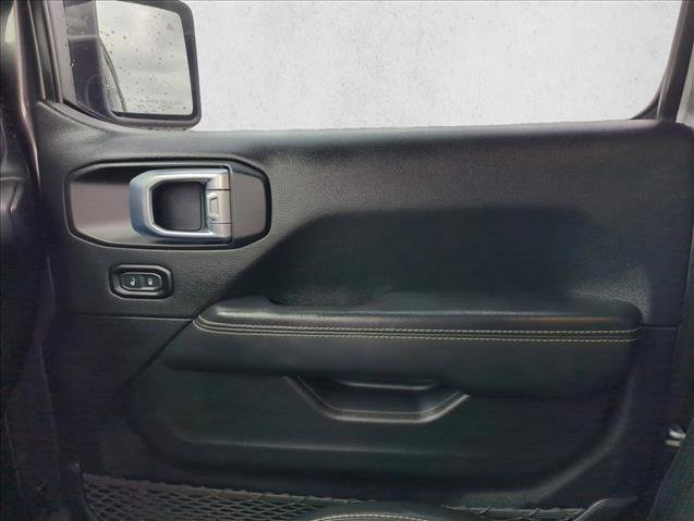 Used 2021 Jeep Wrangler Unlimited Sahara image 24