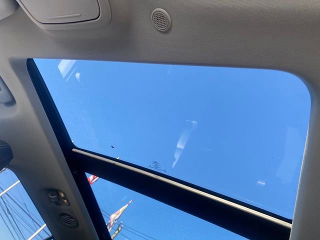 Certified 2022 Ford Explorer XLT w/ Equipment Group 202A image 24