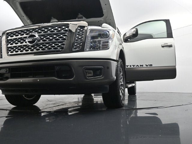 Used 2019 Nissan Titan Platinum Reserve w/ Platinum Utility Package AWD/4WD image 45