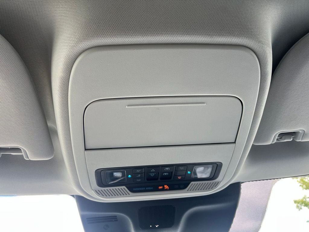 Certified 2025 Ford Expedition Max Platinum w/ Driver's Package AWD/4WD image 35