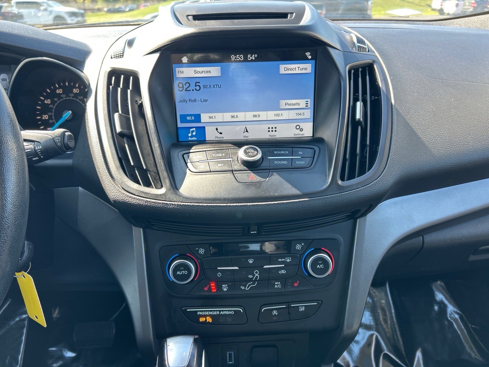 Certified 2018 Ford Escape SEL image 28