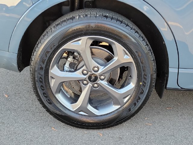 Certified 2023 Ford Escape ST-Line w/ Tech Pack #1 AWD/4WD image 33
