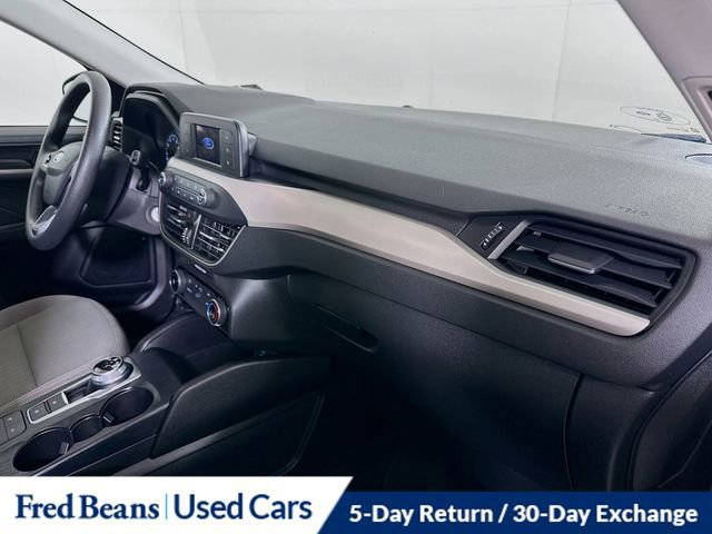 Certified 2022 Ford Escape S image 29