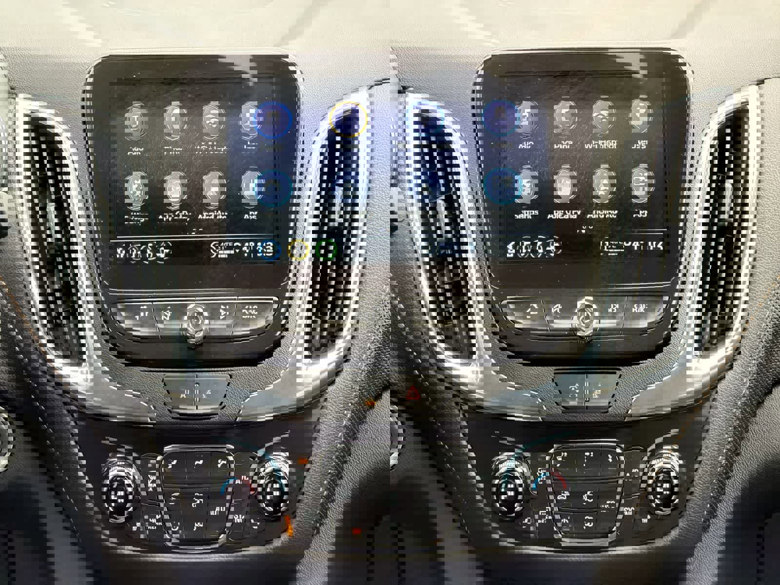 Used 2023 Chevrolet Equinox Premier w/ LPO, Floor Liner Package image 28