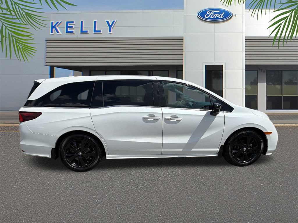 Used 2023 Honda Odyssey Sport image 6