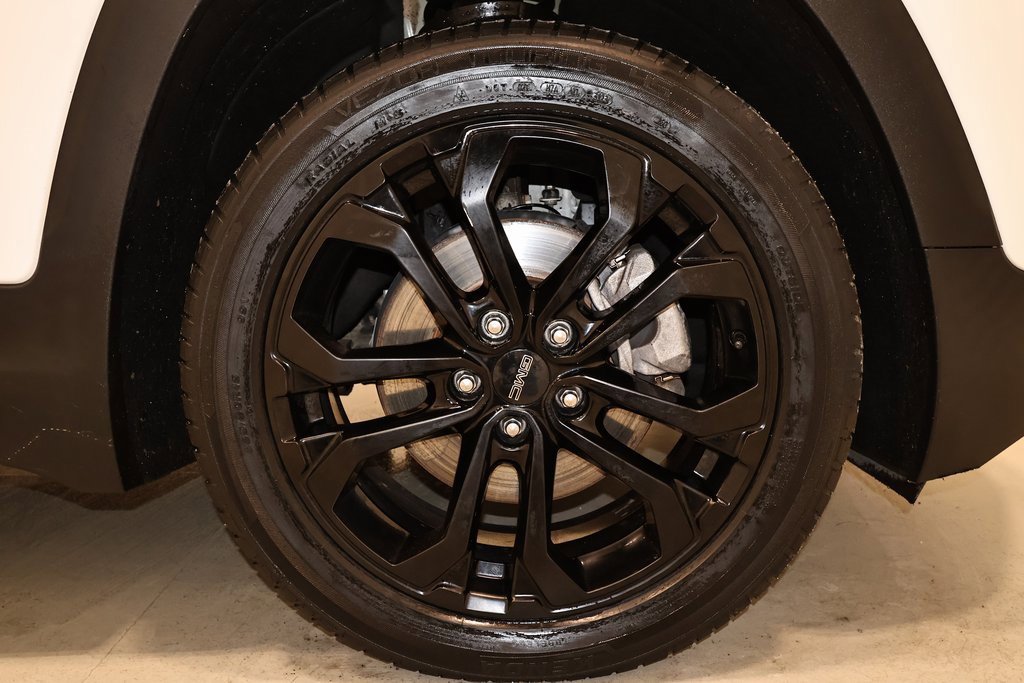 Used 2019 GMC Terrain SLT w/ Preferred Package image 40