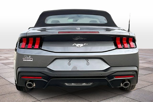 Certified 2026 Ford Mustang Convertible w/ Anti-Theft Package RWD image 4