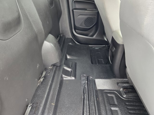 Used 2018 Chevrolet Colorado W/T image 28