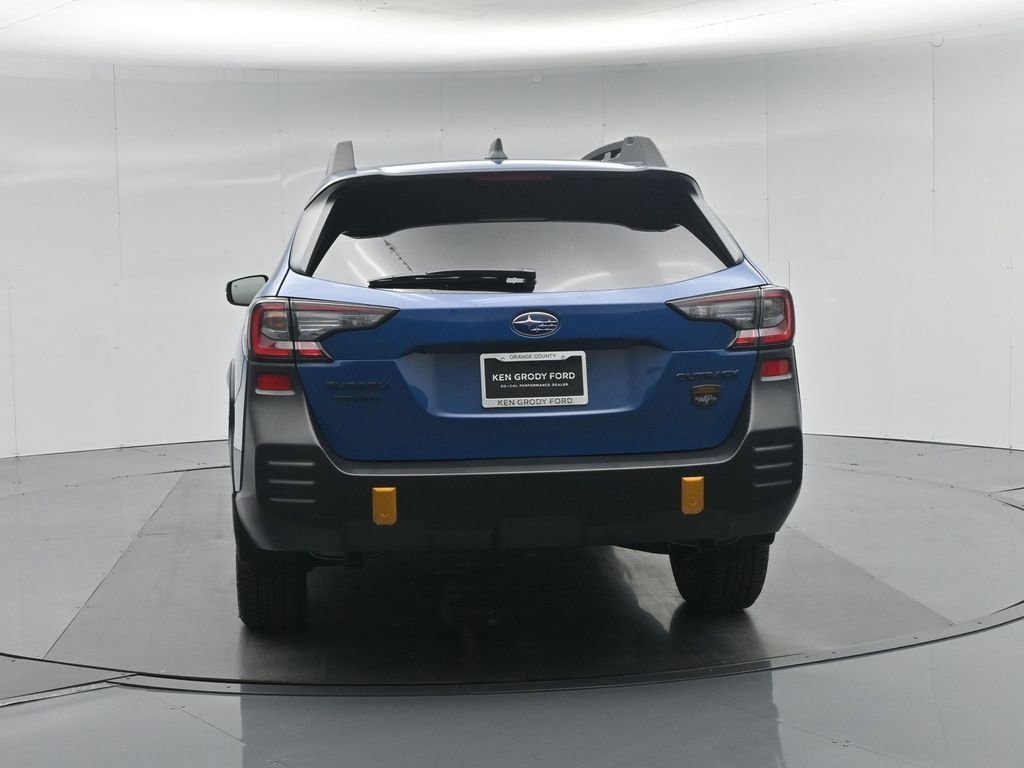 Used 2025 Subaru Outback Wilderness w/ Wilderness Package AWD/4WD image 32