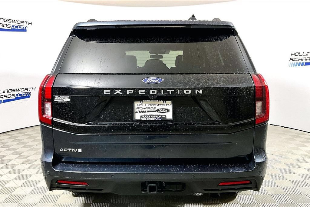 Certified 2025 Ford Expedition Active RWD image 4