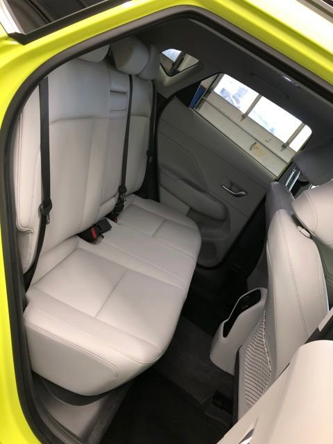 Used 2024 Hyundai Kona Limited image 31