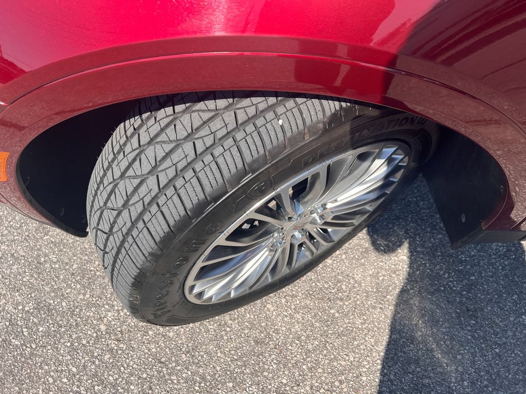 Used 2017 Cadillac XT5 Luxury w/ Driver Awareness Package AWD/4WD image 33