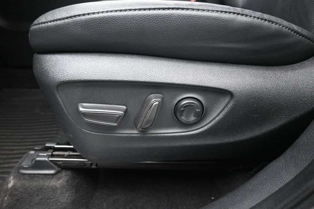 Used 2024 Toyota Grand Highlander AWD Hybrid image 10