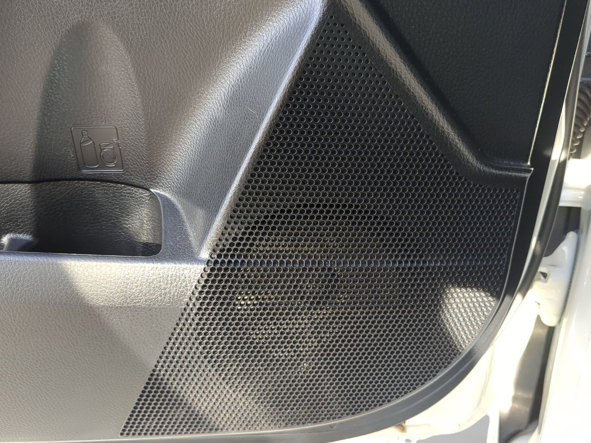 Used 2018 Toyota Corolla LE image 54