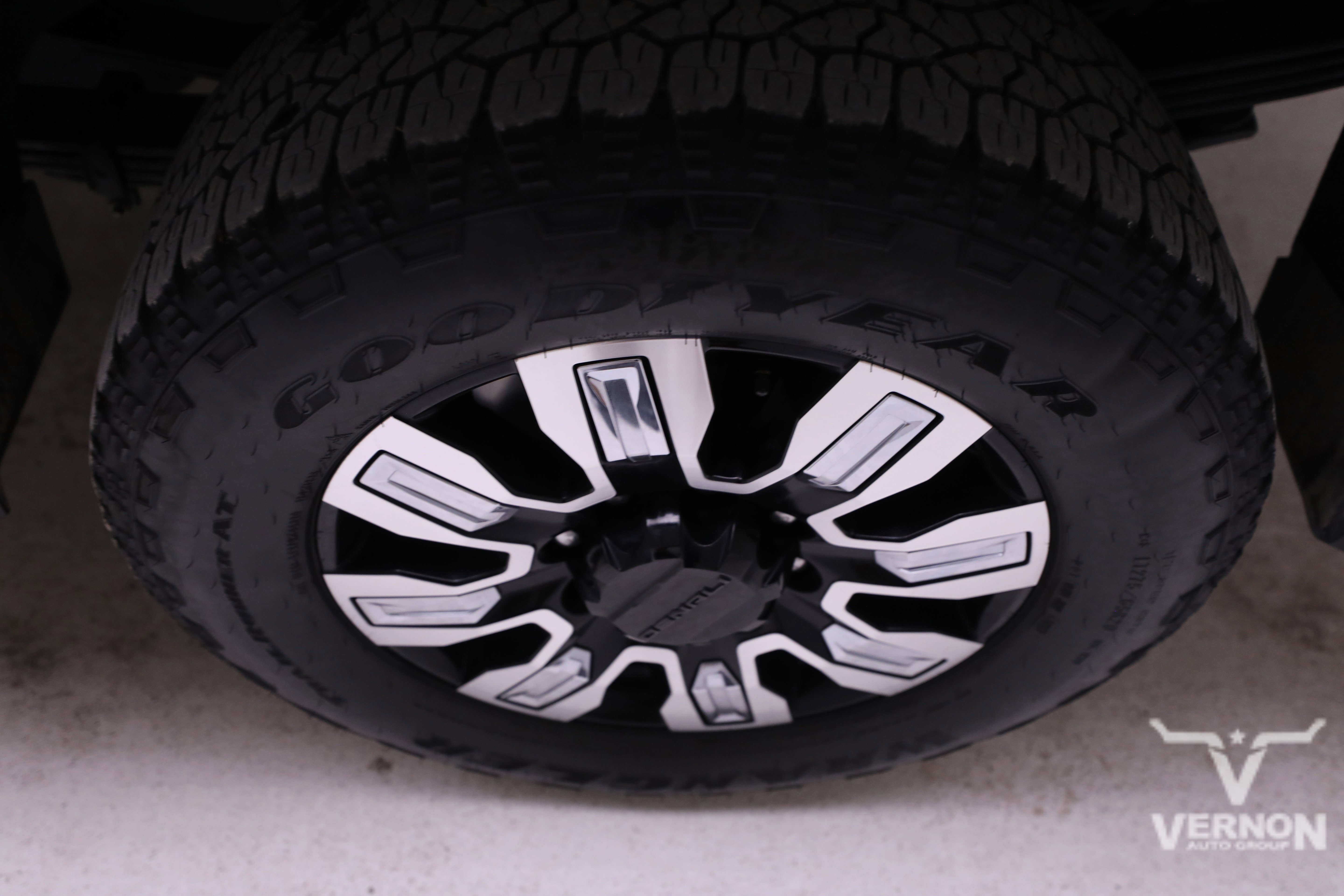 Used 2024 GMC Sierra 2500 Denali w/ Denali Reserve Package image 37