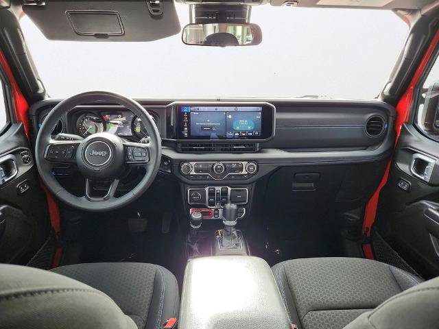 Used 2024 Jeep Wrangler Unlimited Rubicon 4xe AWD/4WD image 19